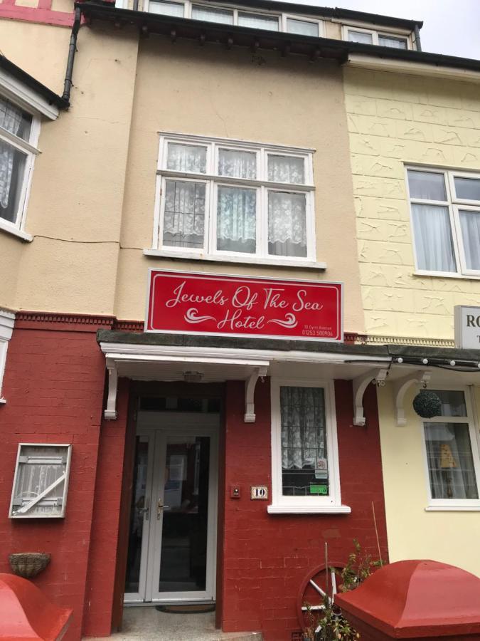 The Jewel Of The Sea Bed & Breakfast Blackpool Exterior photo