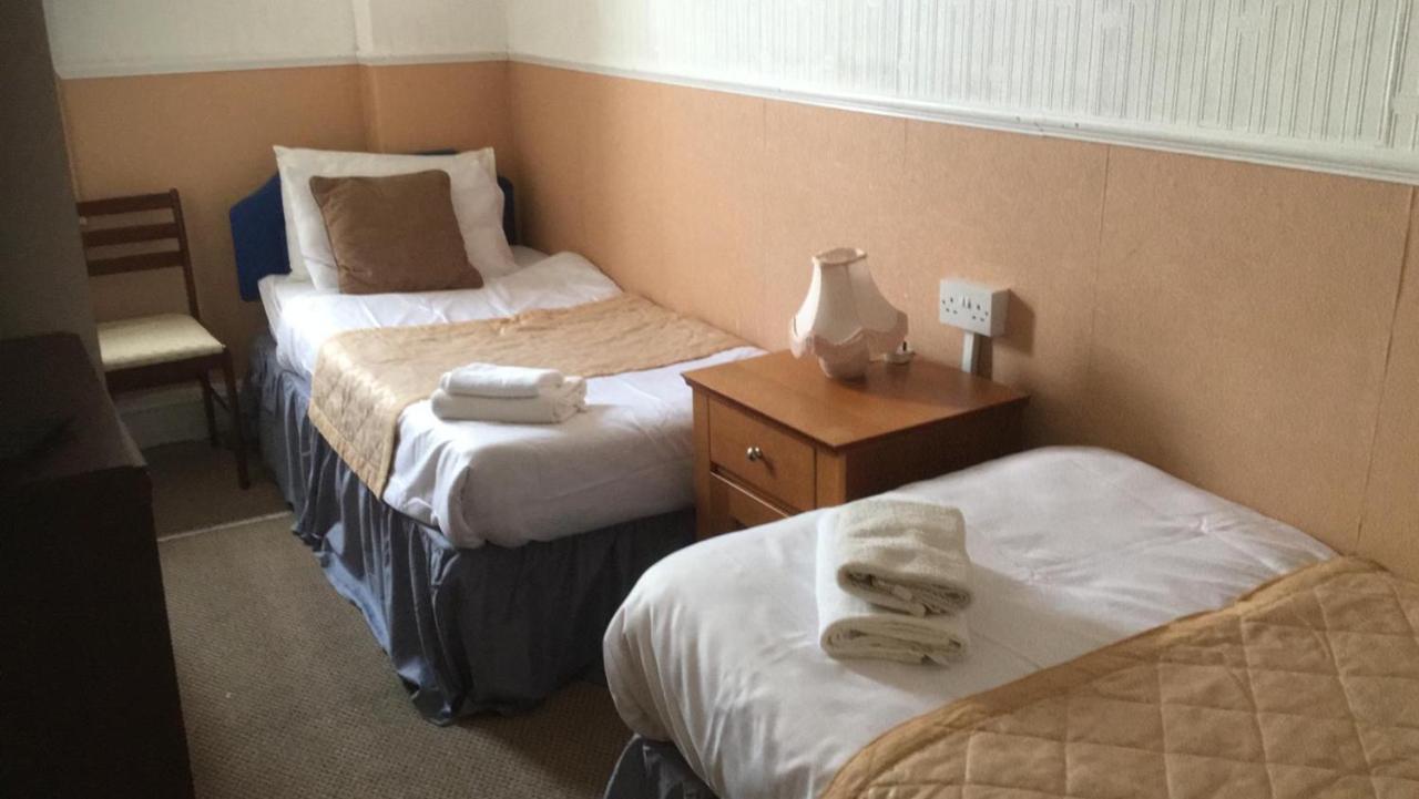 The Jewel Of The Sea Bed & Breakfast Blackpool Exterior photo